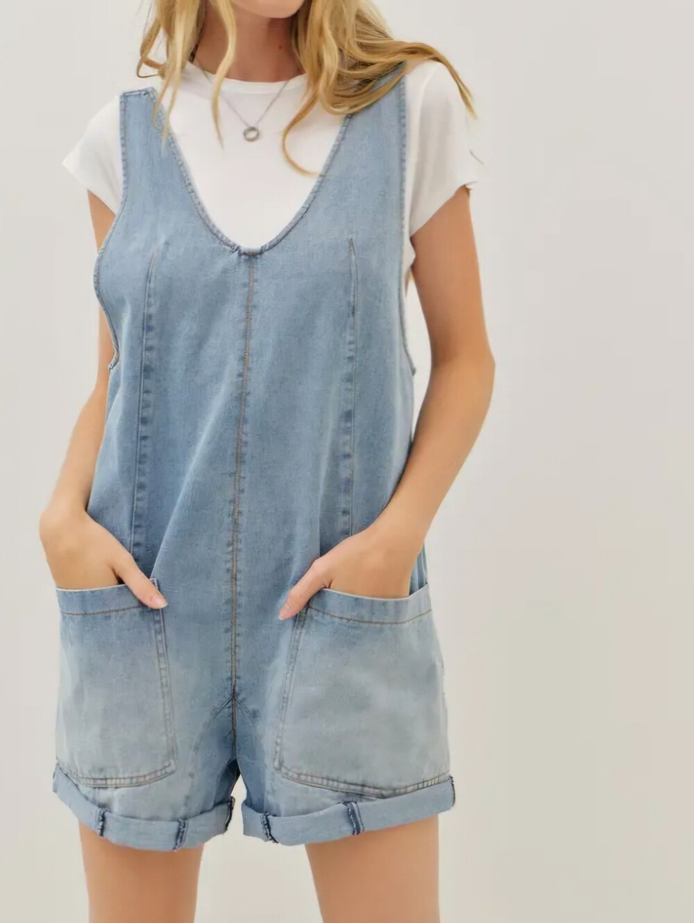 #100755 🛑S,M,L Relaxed Fit Washed Denim Romper with Front Pockets